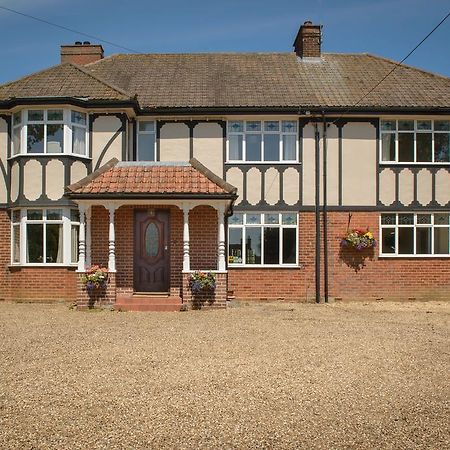 Harwood House B&B Great Dunmow Eksteriør bilde